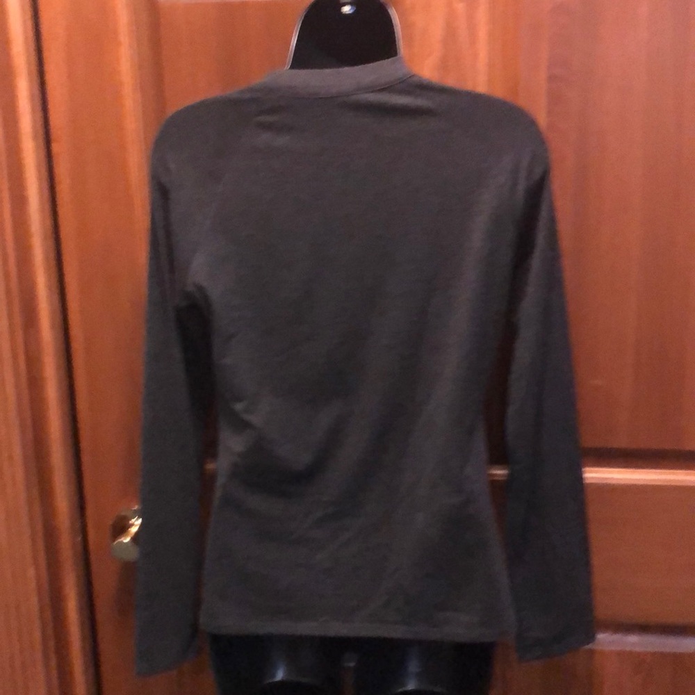 Gray Etcetera Top. - Picture 2 of 3